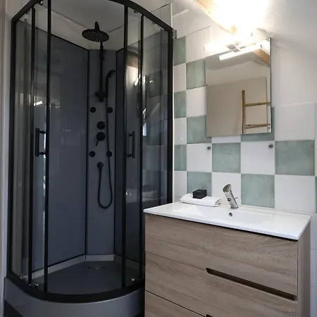 Daire E Le Clos Des Lumieres, Maison 13 Pers Avec Jardin Épernay