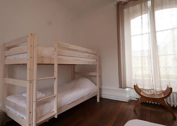 E Le Clos Des Lumières, Maison 13 Pers Avec Jardin Épernay