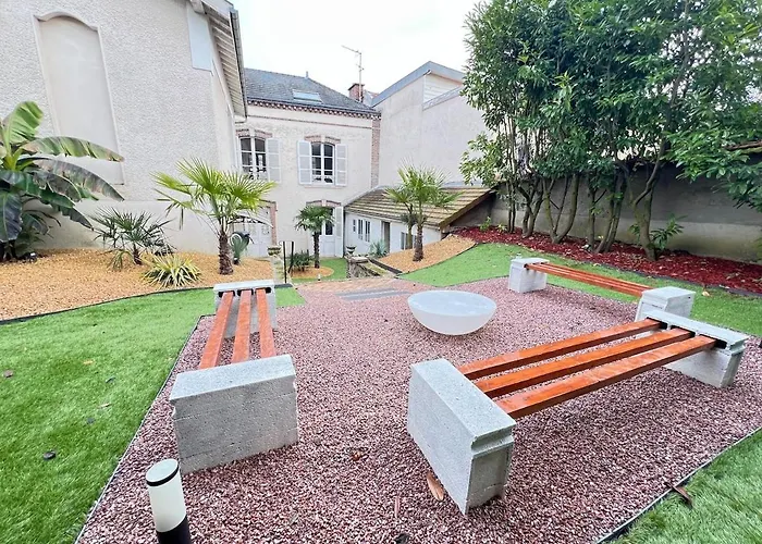 E Le Clos Des Lumières, Maison 13 Pers Avec Jardin Appartamento *
