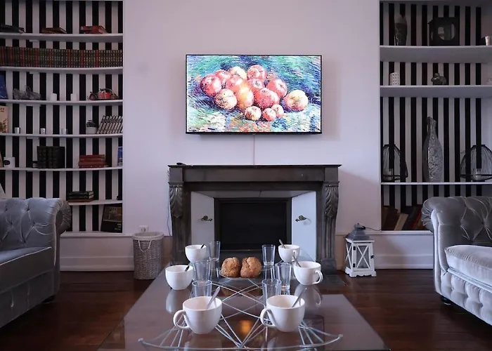 E Le Clos Des Lumières, Maison 13 Pers Avec Jardin Appartamento *