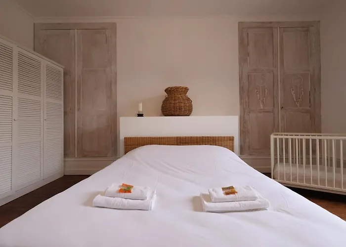 E Le Clos Des Lumières, Maison 13 Pers Avec Jardin * Épernay