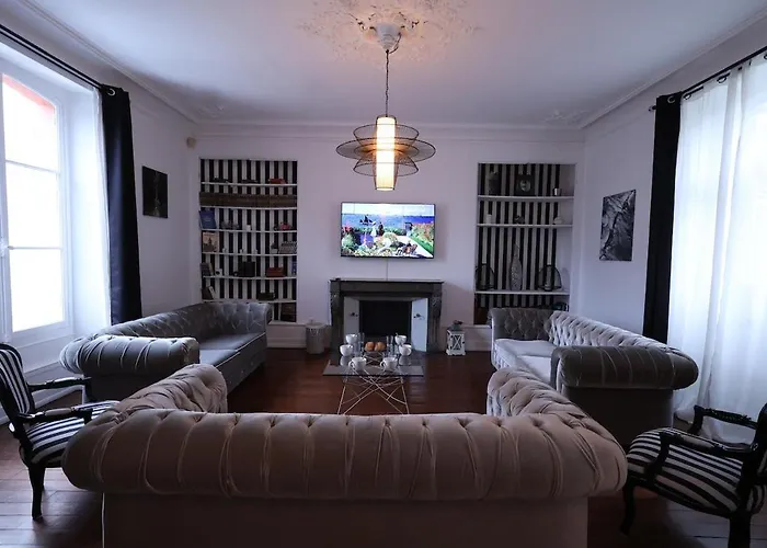 E Le Clos Des Lumières, Maison 13 Pers Avec Jardin