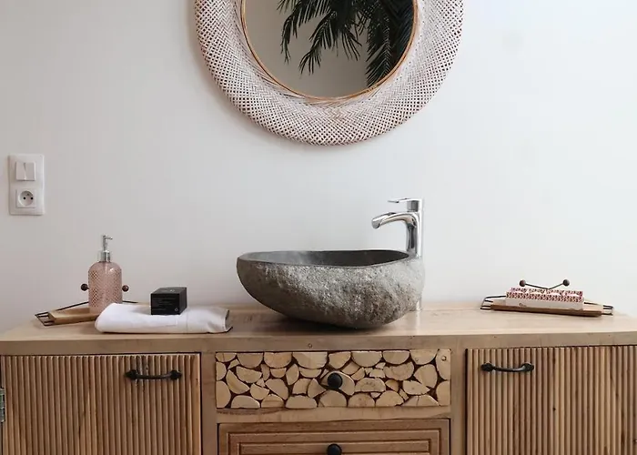 Appartamento E Le Clos Des Lumières, Maison 13 Pers Avec Jardin