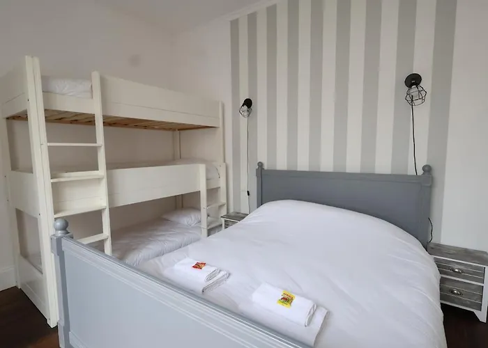 E Le Clos Des Lumières, Maison 13 Pers Avec Jardin