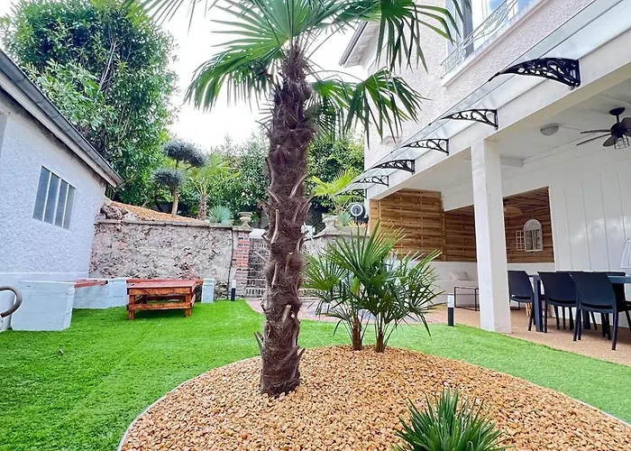 E Le Clos Des Lumières, Maison 13 Pers Avec Jardin Appartamento Épernay