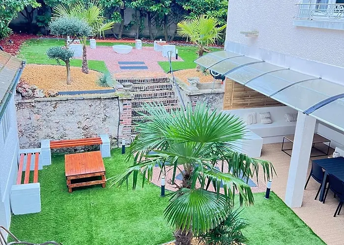 E Le Clos Des Lumières, Maison 13 Pers Avec Jardin * Épernay